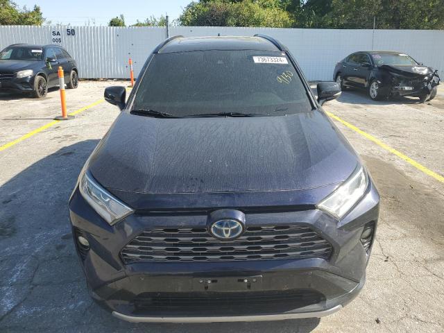 2019 TOYOTA RAV4 XSE - JTMEWRFV6KJ020018
