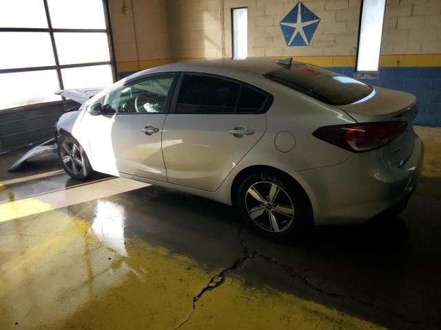 VIN 3KPFL4A7XJE274030 2018 KIA Forte, LX no.2