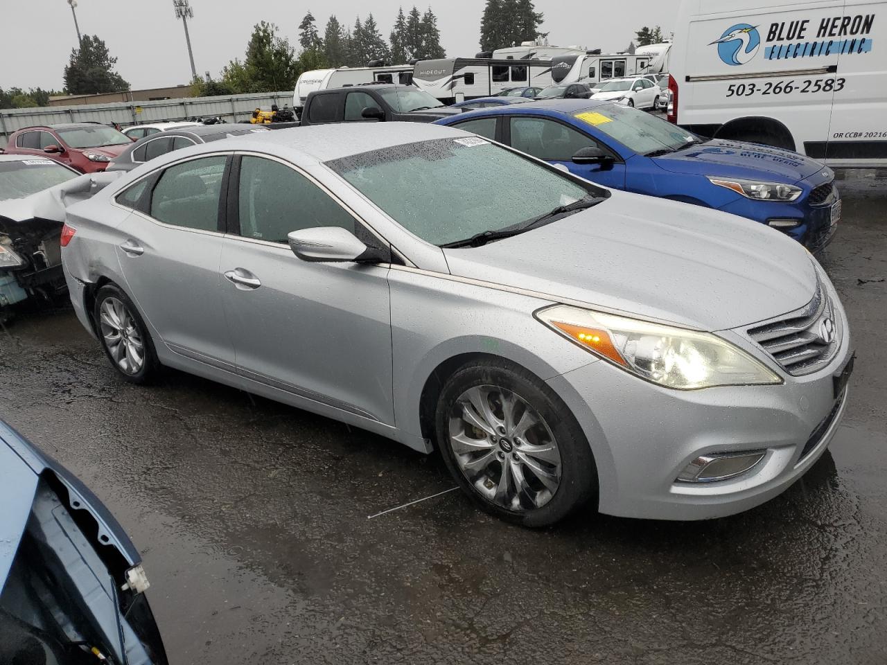 Lot #2888790546 2012 HYUNDAI AZERA GLS