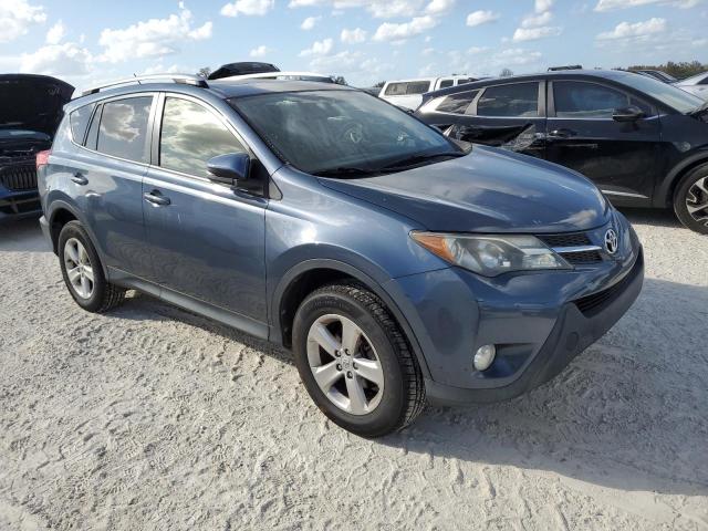 VIN JTMRFREV9DD040607 2013 Toyota RAV4, Xle no.4