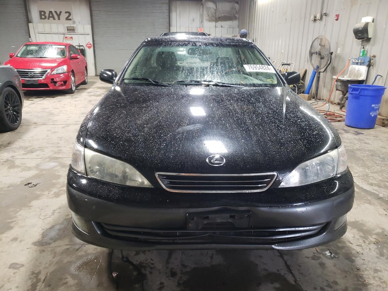 Lot #2928606740 2001 LEXUS ES 300