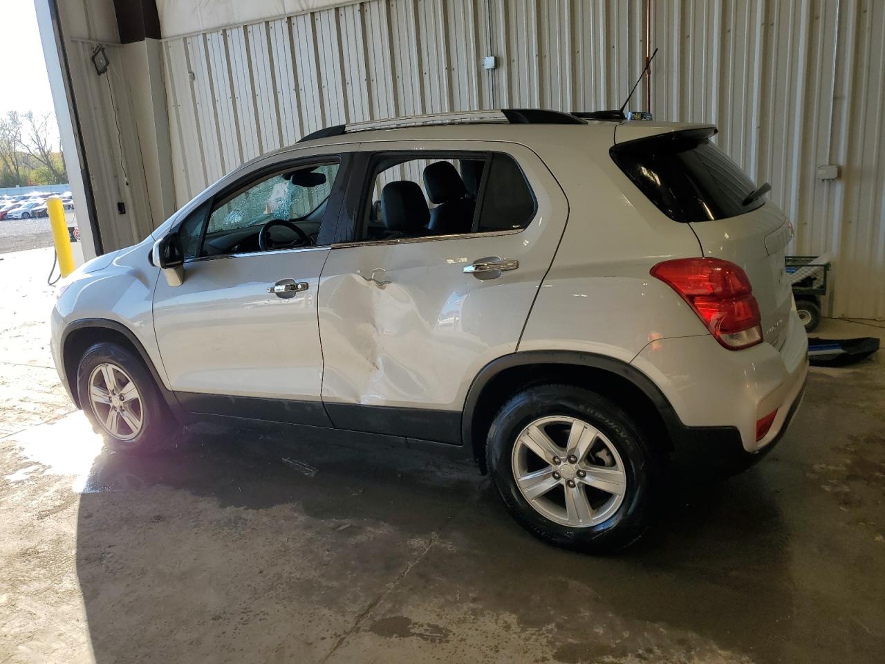 Lot #2989314991 2019 CHEVROLET TRAX 1LT