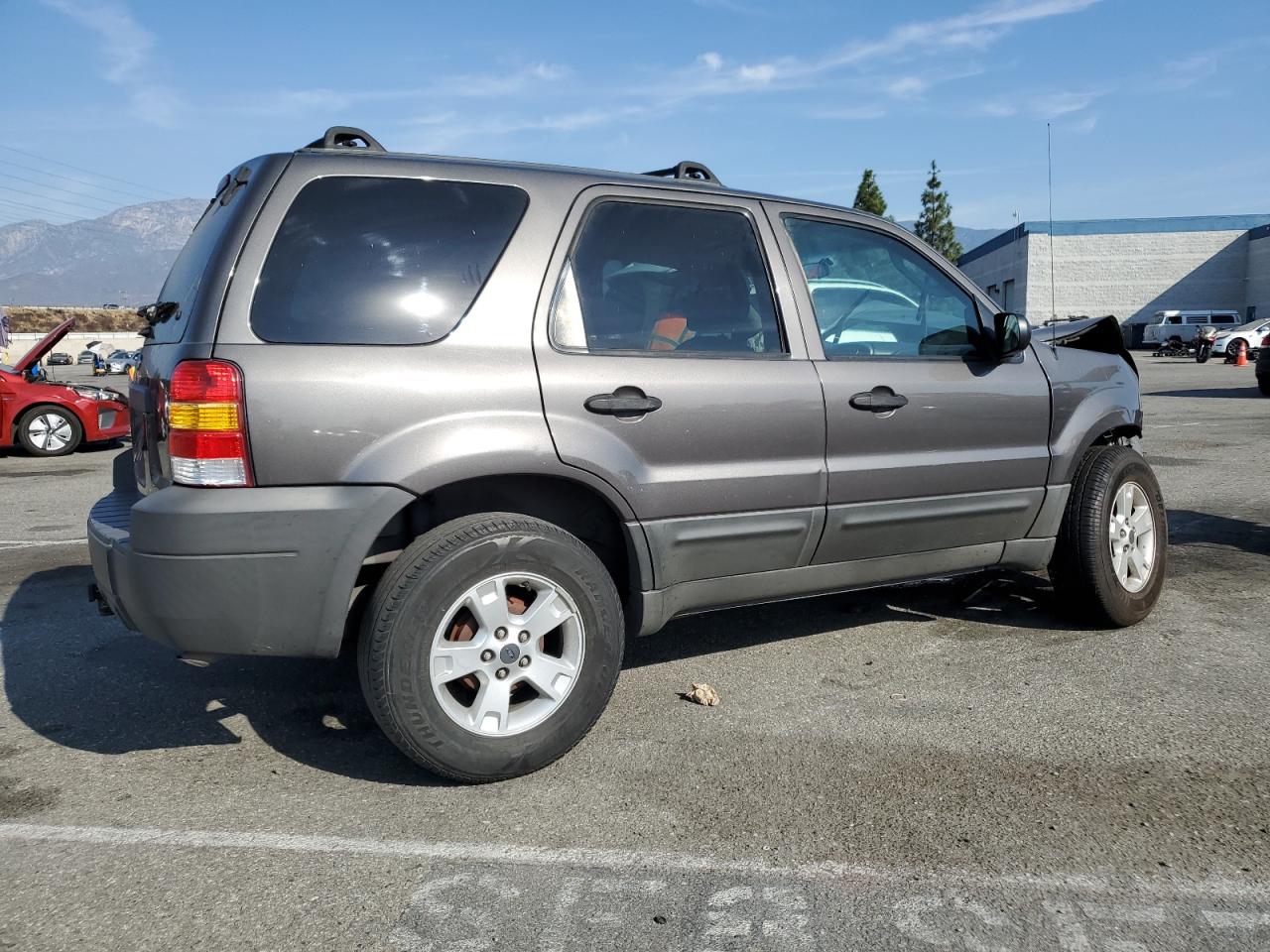 Lot #2986366197 2005 FORD ESCAPE XLT