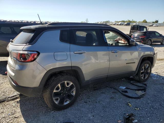 VIN 3C4NJDDB6JT470060 2018 JEEP COMPASS no.3