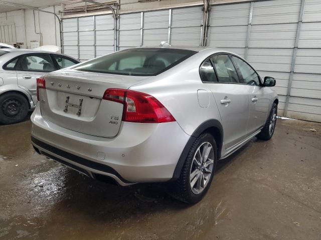 2016 VOLVO S60 CROSS YV4612UM0G2001354