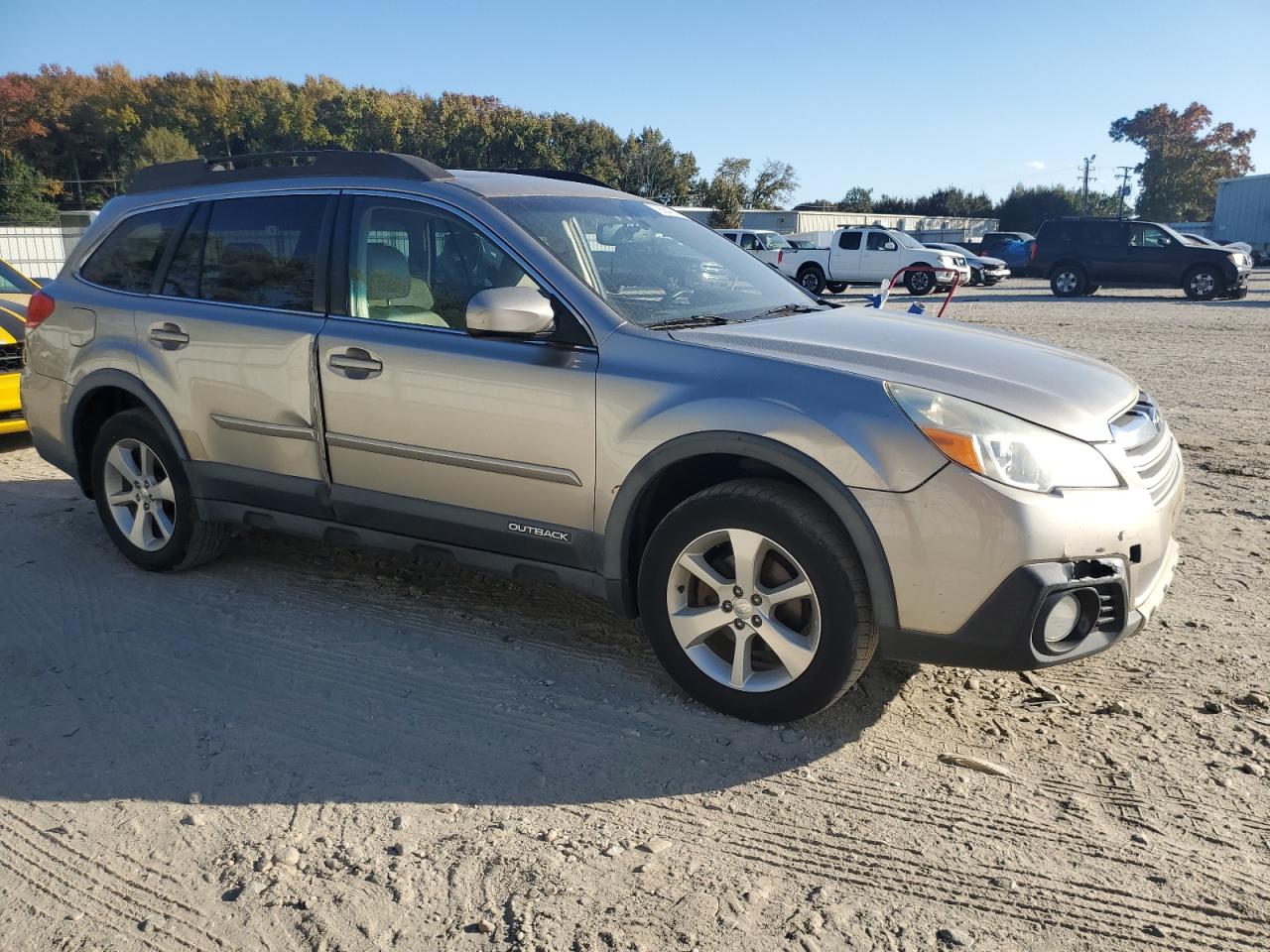 Lot #2972216201 2014 SUBARU OUTBACK 2.