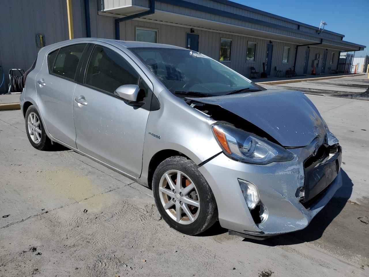 Lot #2911558631 2015 TOYOTA PRIUS C