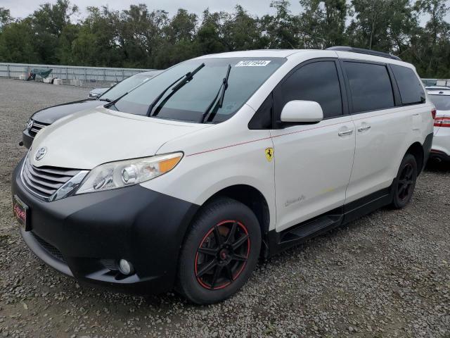 VIN 5TDYK3DC7FS612771 2015 Toyota Sienna, Xle no.1