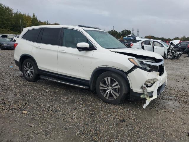 VIN 5FNYF5H5XHB027718 2017 HONDA PILOT no.4