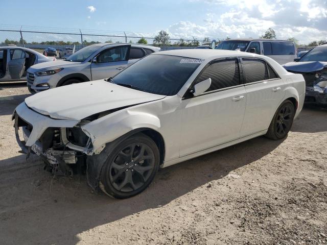 VIN 2C3CCADG9NH241550 2022 Chrysler 300, Touring L no.1