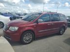 CHRYSLER TOWN & COU photo