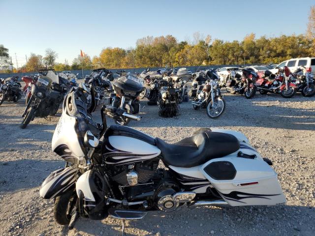 2016 HARLEY-DAVIDSON FLHXSE CVO 1HD1PXN11GB957082