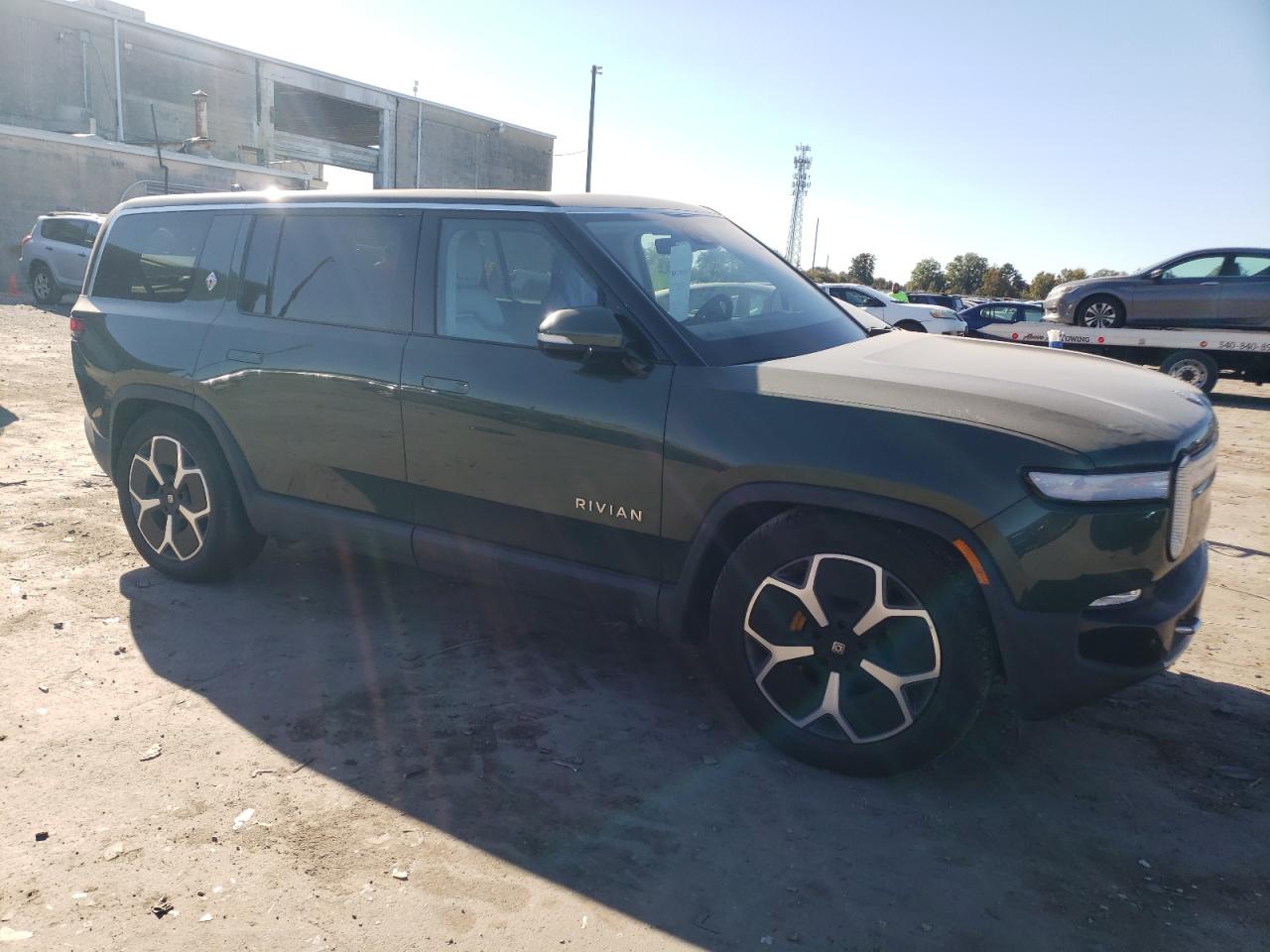 Lot #2978865940 2023 RIVIAN R1S ADVENT