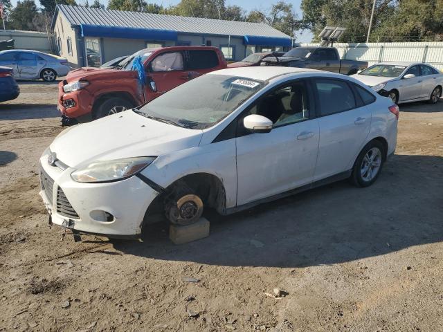 VIN 1FADP3F23DL125933 2013 FORD FOCUS no.1