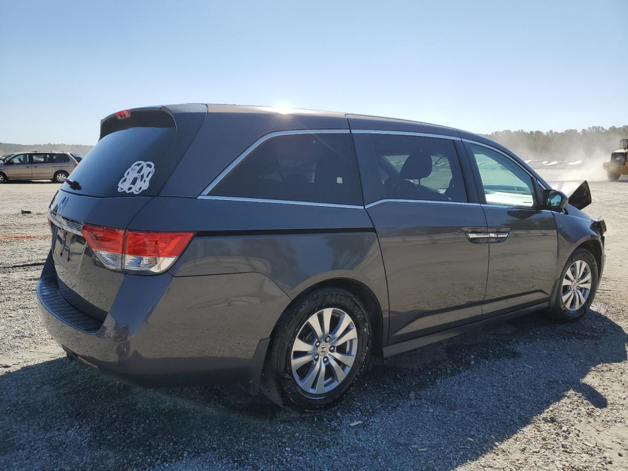 Lot #2954941199 2016 HONDA ODYSSEY EX