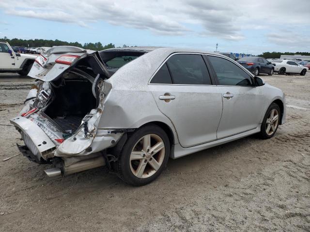 VIN 4T1BF1FK2EU442702 2014 Toyota Camry, L no.3