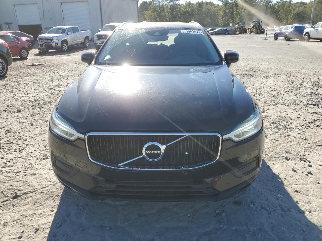 Lot #2935937853 2018 VOLVO XC60 T5 MO