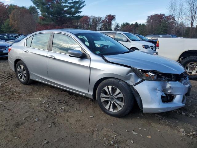 VIN 1HGCR2F33DA069699 2013 Honda Accord, LX no.4