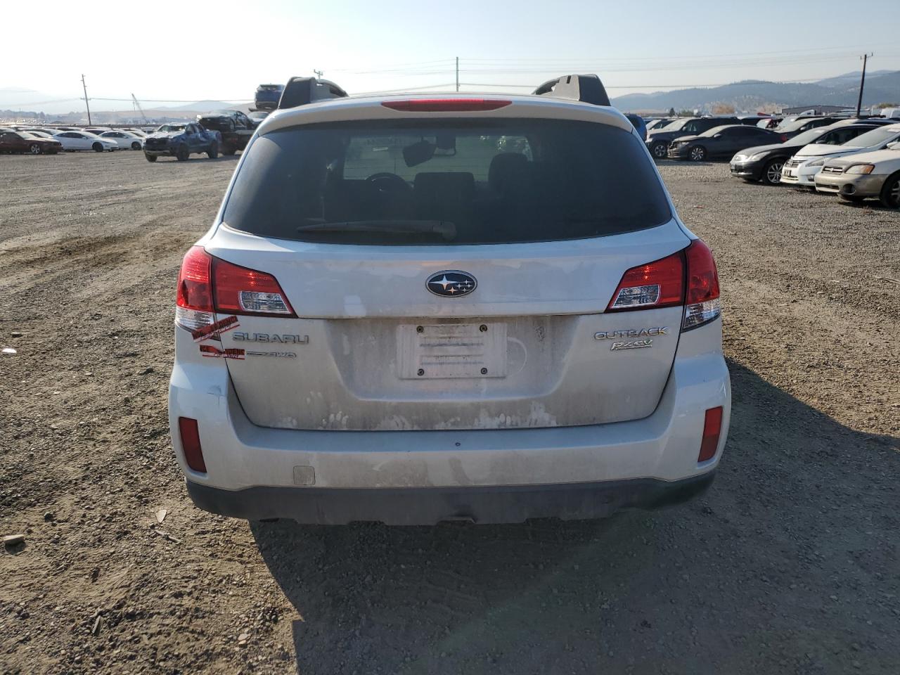 Lot #3004400716 2013 SUBARU OUTBACK 2.