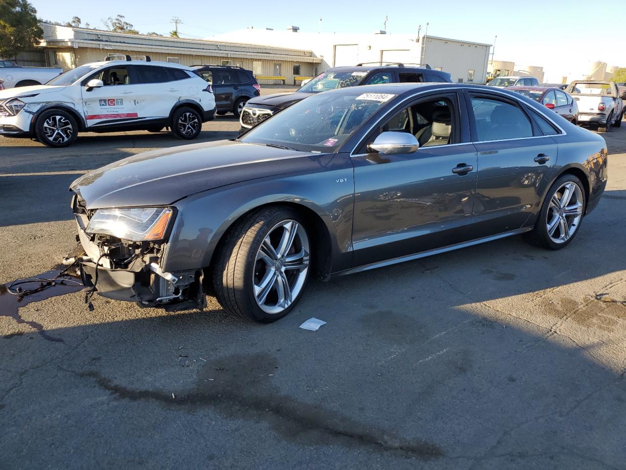 Audi S8 2013 