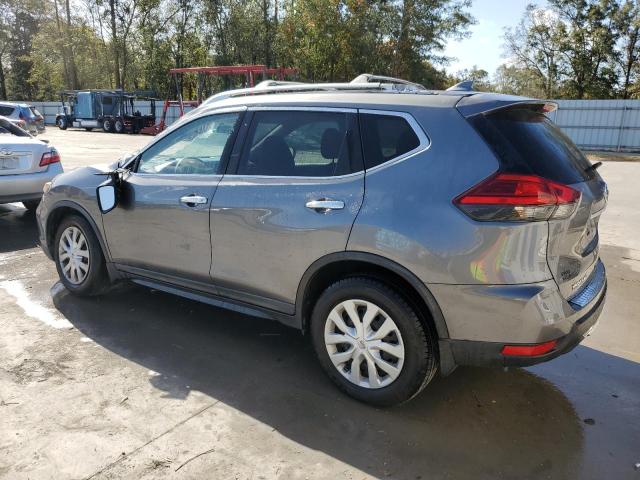 2017 NISSAN ROGUE S KNMAT2MT6HP500520