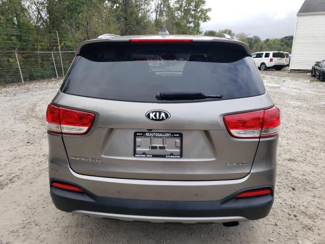 VIN 5XYPHDA59GG130159 2016 KIA Sorento, EX no.6