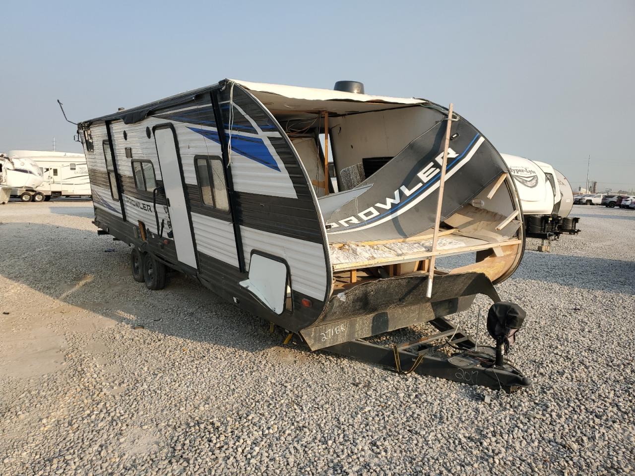 Heartland RV Pioneer, Prowler, & Prowler Lnyx 2022 