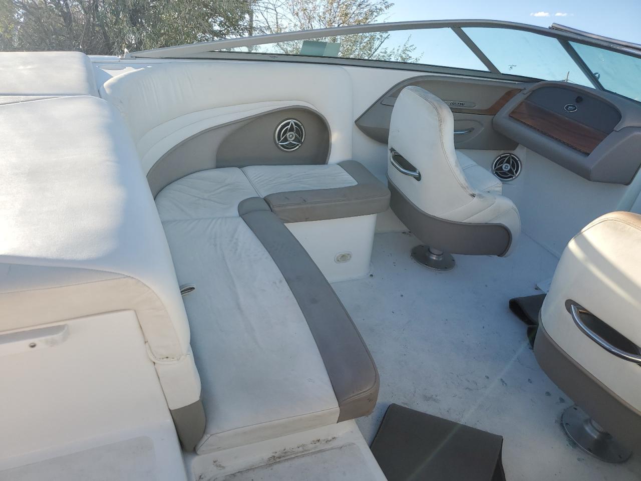 Lot #2897733267 2002 COLB BOAT