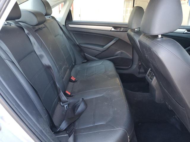2015 VOLKSWAGEN PASSAT SE 1VWBV7A34FC043482