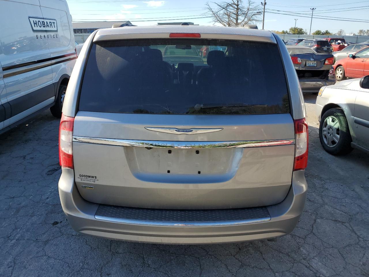 Lot #2972393504 2016 CHRYSLER TOWN & COU