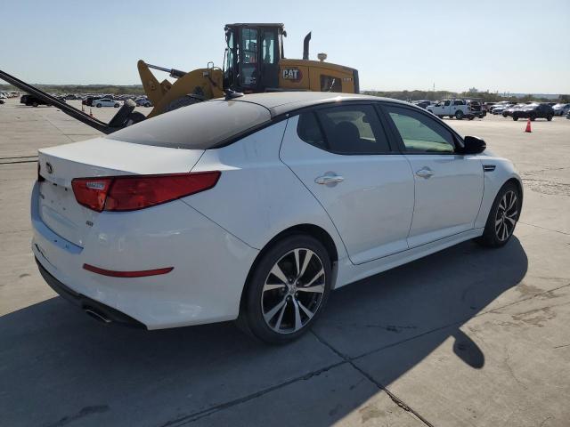 VIN 5XXGM4A70FG437753 2015 KIA Optima, LX no.3