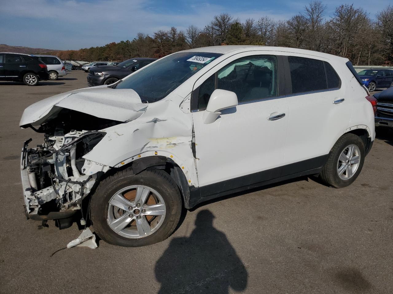 Lot #3004120220 2019 CHEVROLET TRAX 1LT