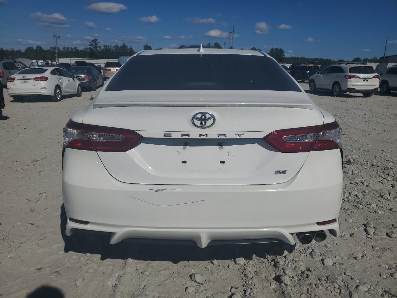 Lot #2955101796 2020 TOYOTA CAMRY SE