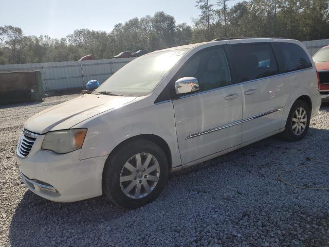 Global Auto Auctions: 2011 CHRYSLER TOWN & COU