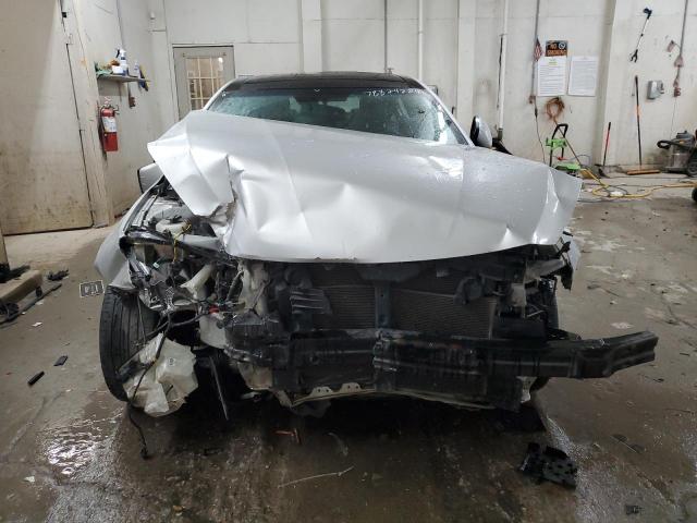2016 KIA CADENZA LU KNALN4D70G5211108