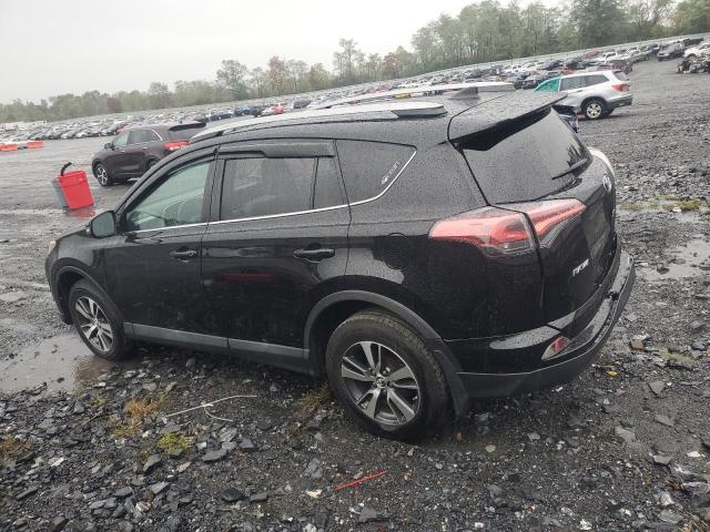 VIN 2T3RFREV2JW758062 2018 Toyota RAV4, Adventure no.2