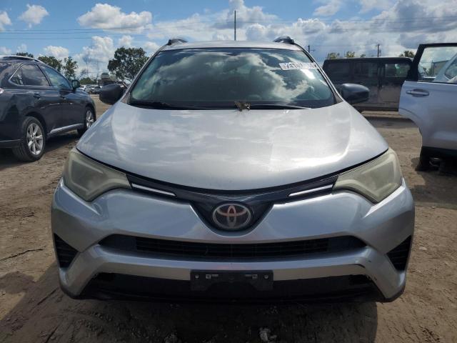 VIN 2T3BFREV8HW550411 2017 Toyota RAV4, LE no.5