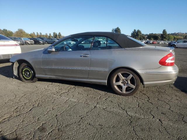 MERCEDES-BENZ CLK 500 2005 silver  gas WDBTK75J05F137914 photo #3