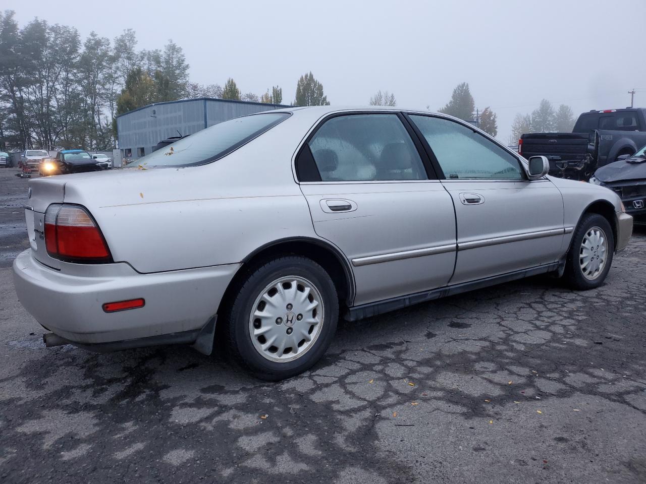 Lot #2989333572 1996 HONDA ACCORD EX