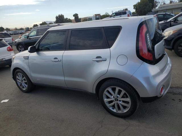 VIN KNDJP3A53J7532105 2018 KIA Soul, + no.2