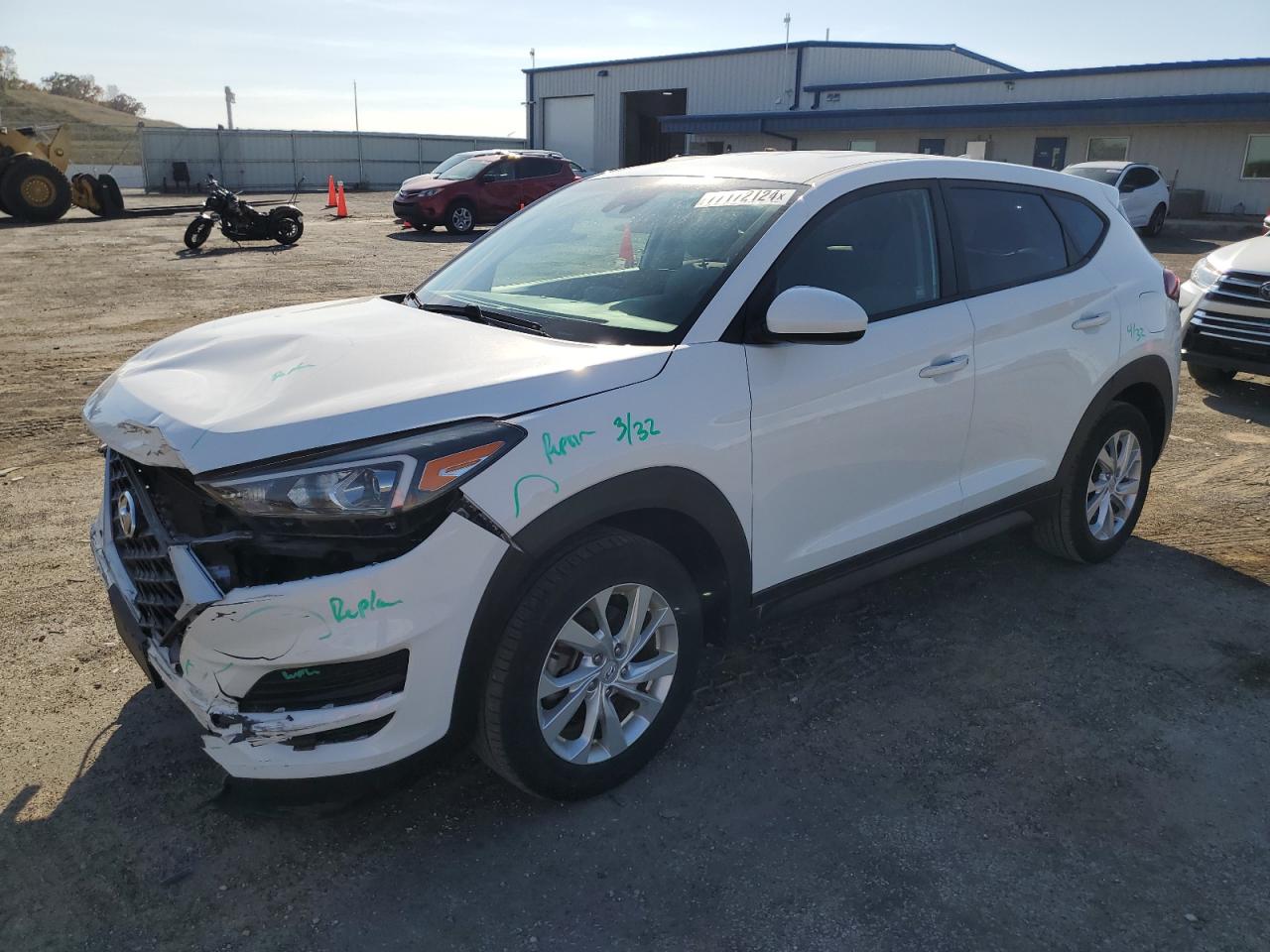  Salvage Hyundai TUCSON