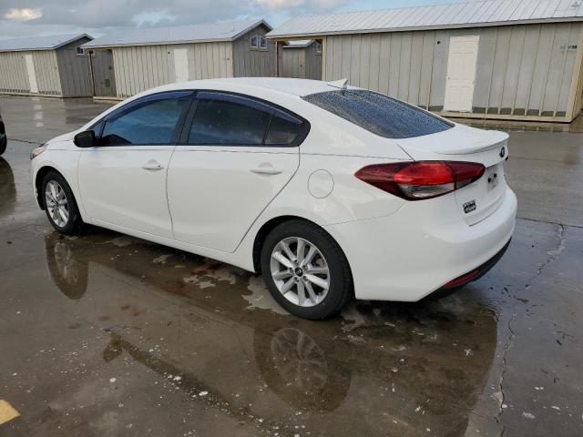 VIN 3KPFL4A7XHE130052 2017 KIA Forte, LX no.2