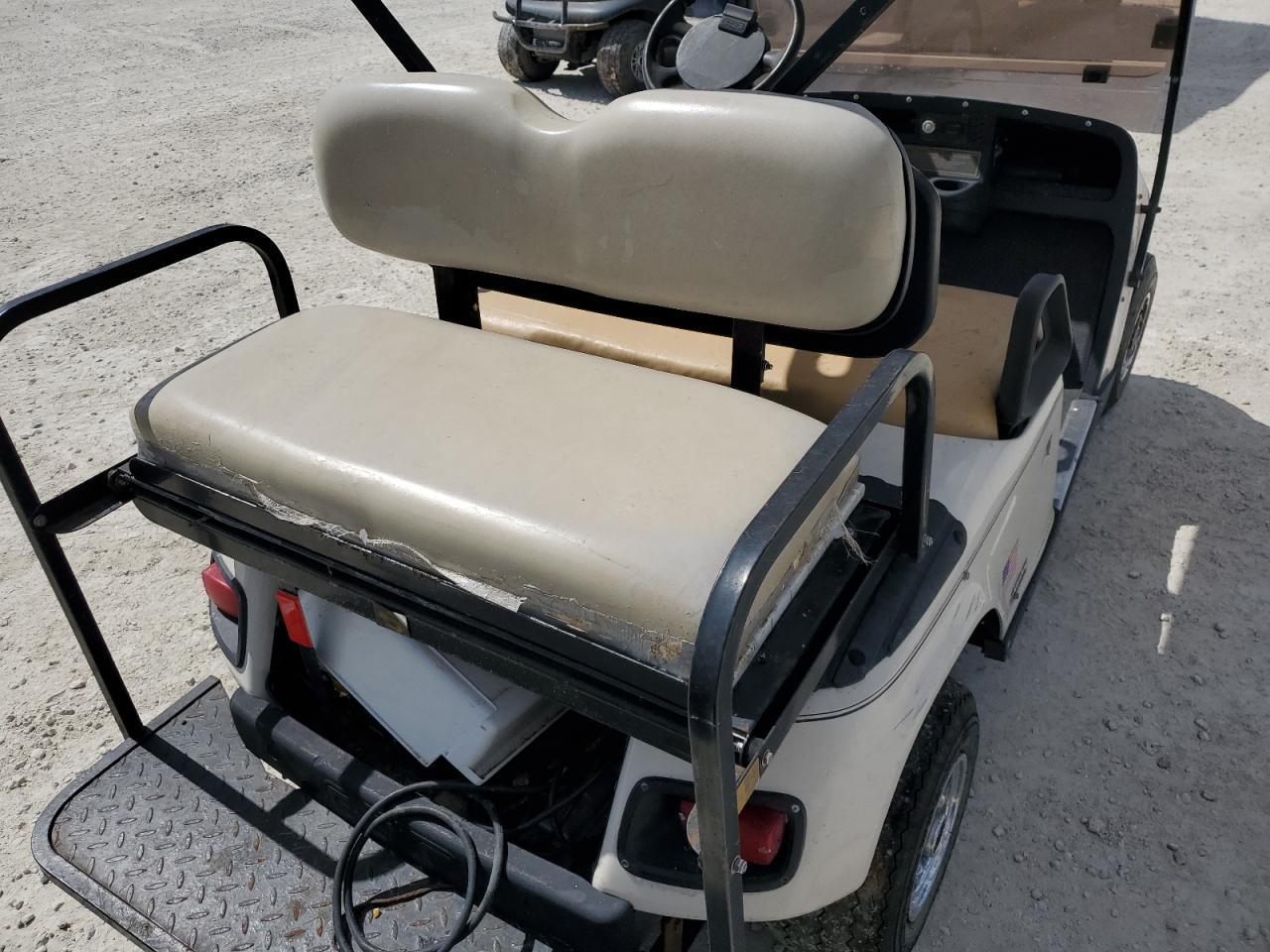 Lot #2988284722 2014 GOLF CART