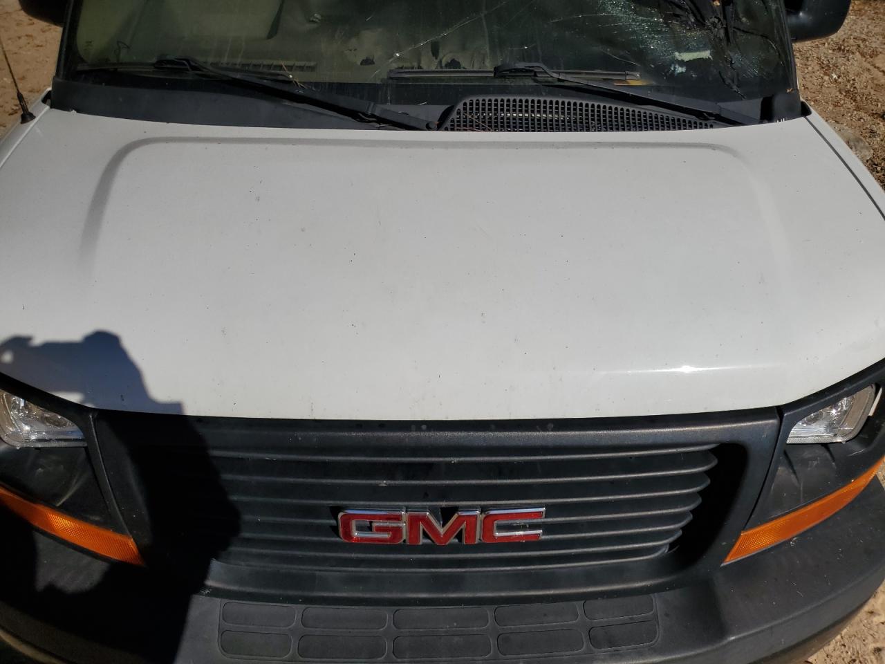 Lot #2986479245 2017 GMC SAVANA G25