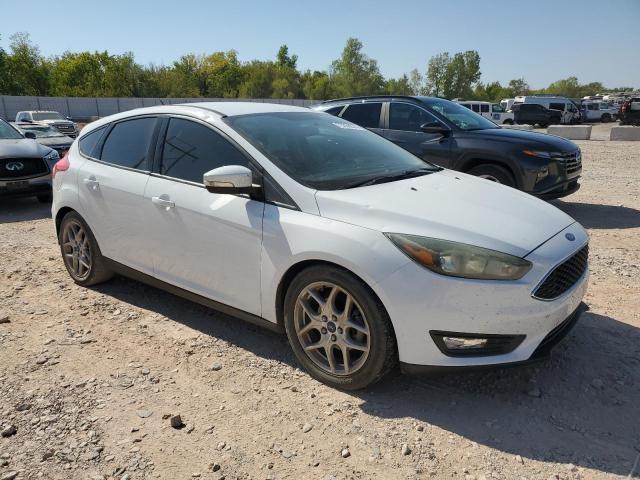 VIN 1FADP3K26FL219457 2015 Ford Focus, SE no.4