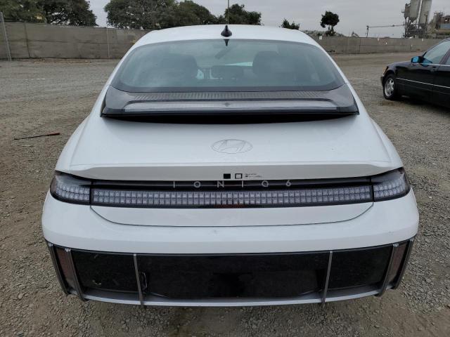 2024 HYUNDAI IONIQ 6 SE - KMHM24AA1RA075660