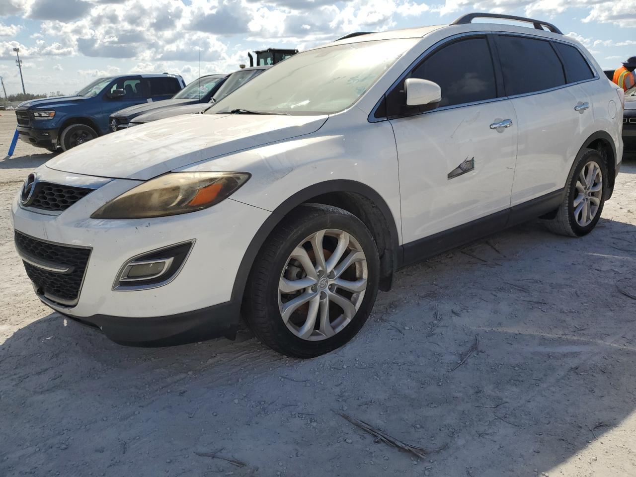 MAZDA CX-9