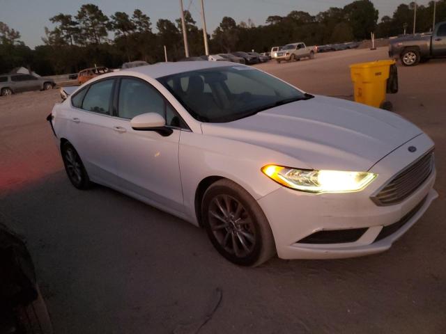 VIN 3FA6P0HD8HR240363 2017 Ford Fusion, SE no.4