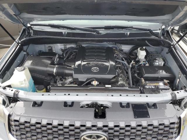 VIN 5TFEY5F12JX238680 2018 Toyota Tundra, Crewmax Sr5 no.11