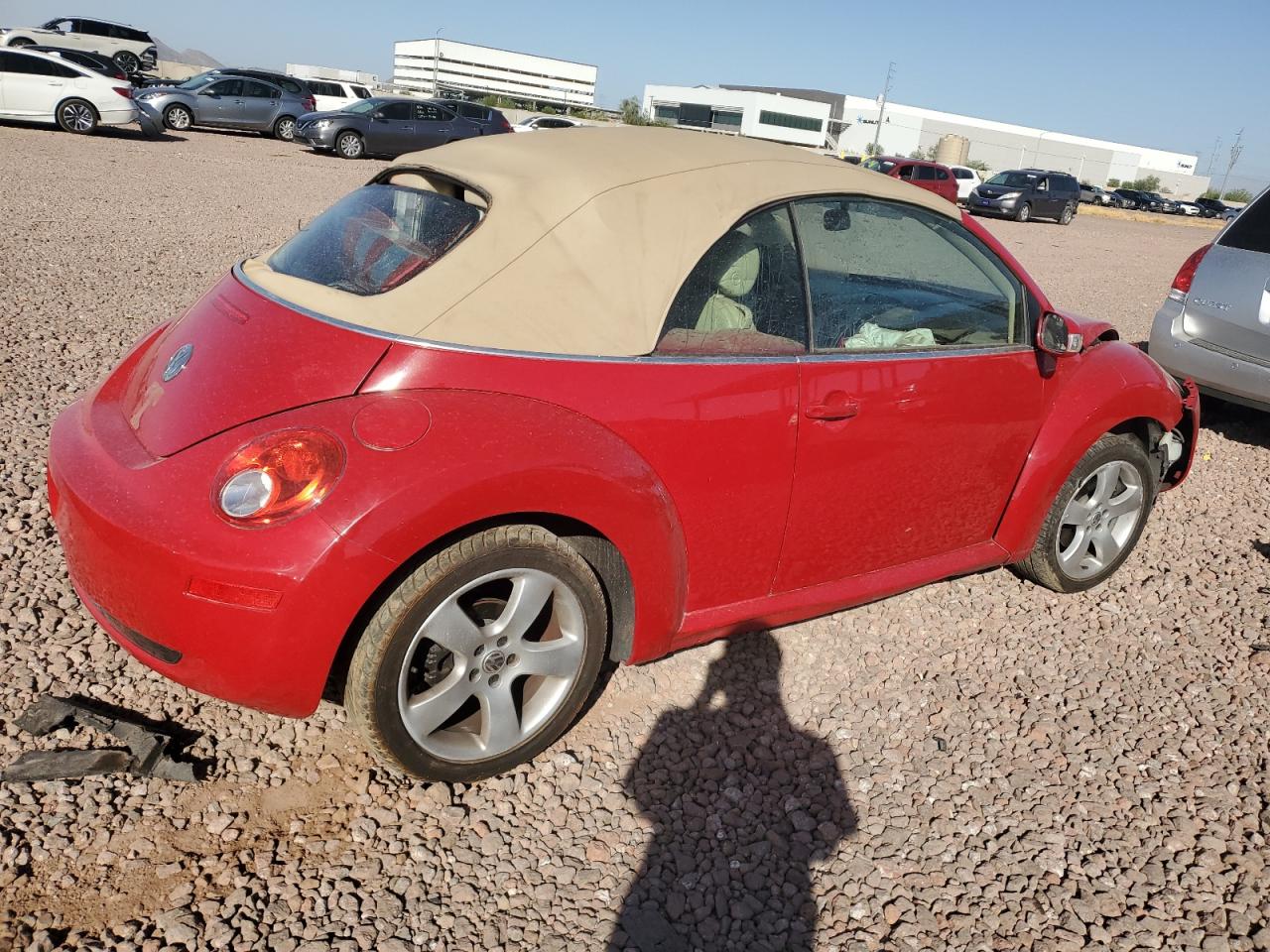 Lot #2945657212 2006 VOLKSWAGEN NEW BEETLE